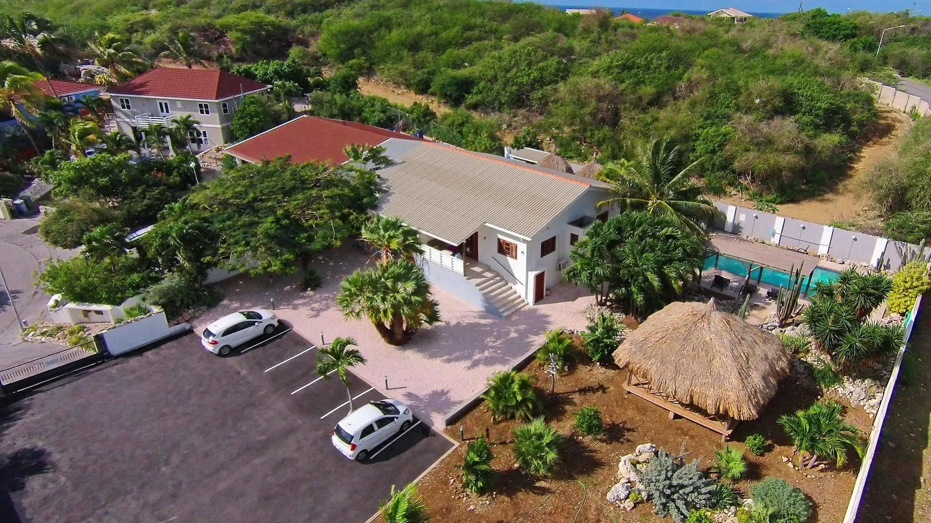 Bantopa Apartments Willemstad